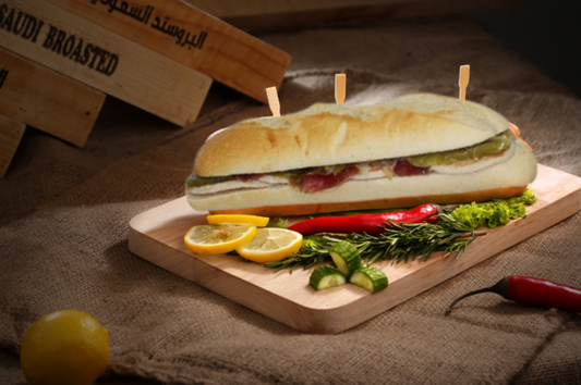 Bocadillo serranito de pollo